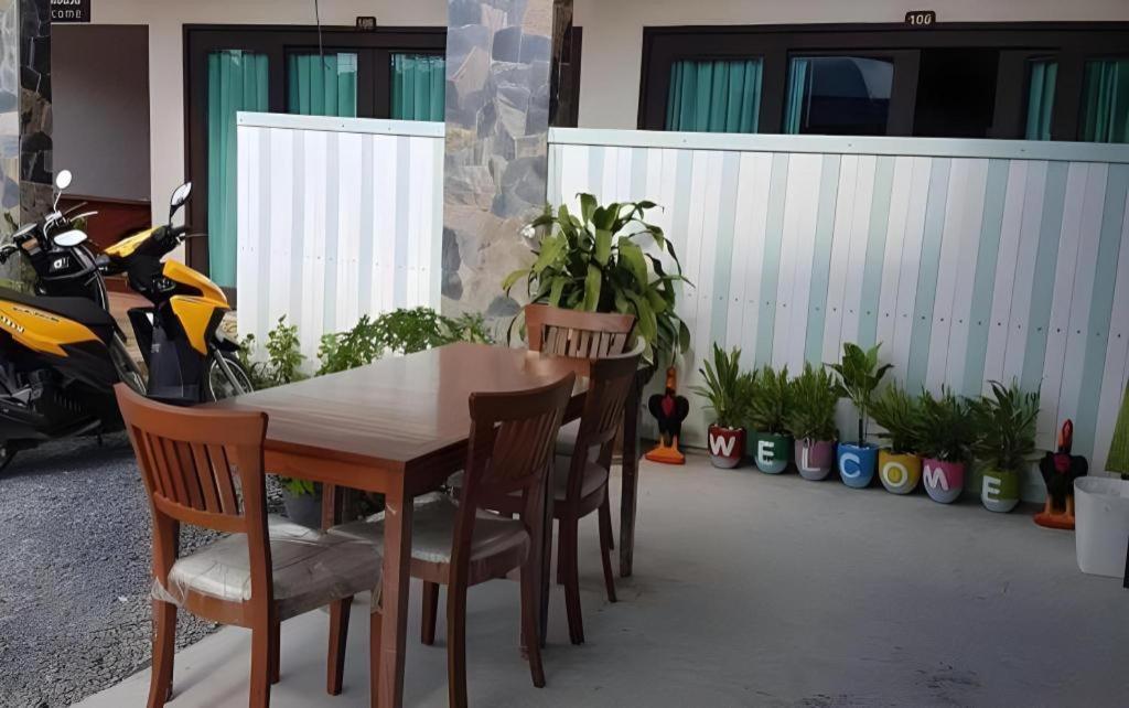 Mm House Hotel Ko Samui Eksteriør billede